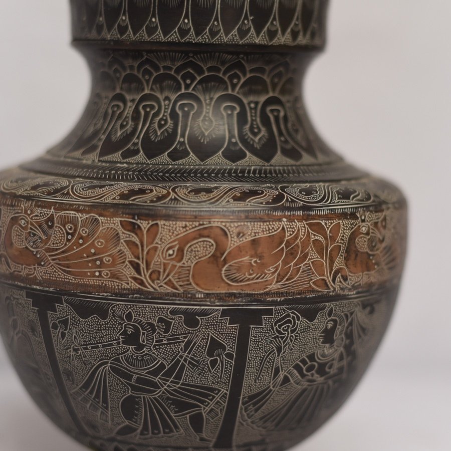 Antiquities from Khajuraho | Gangajali with copper band